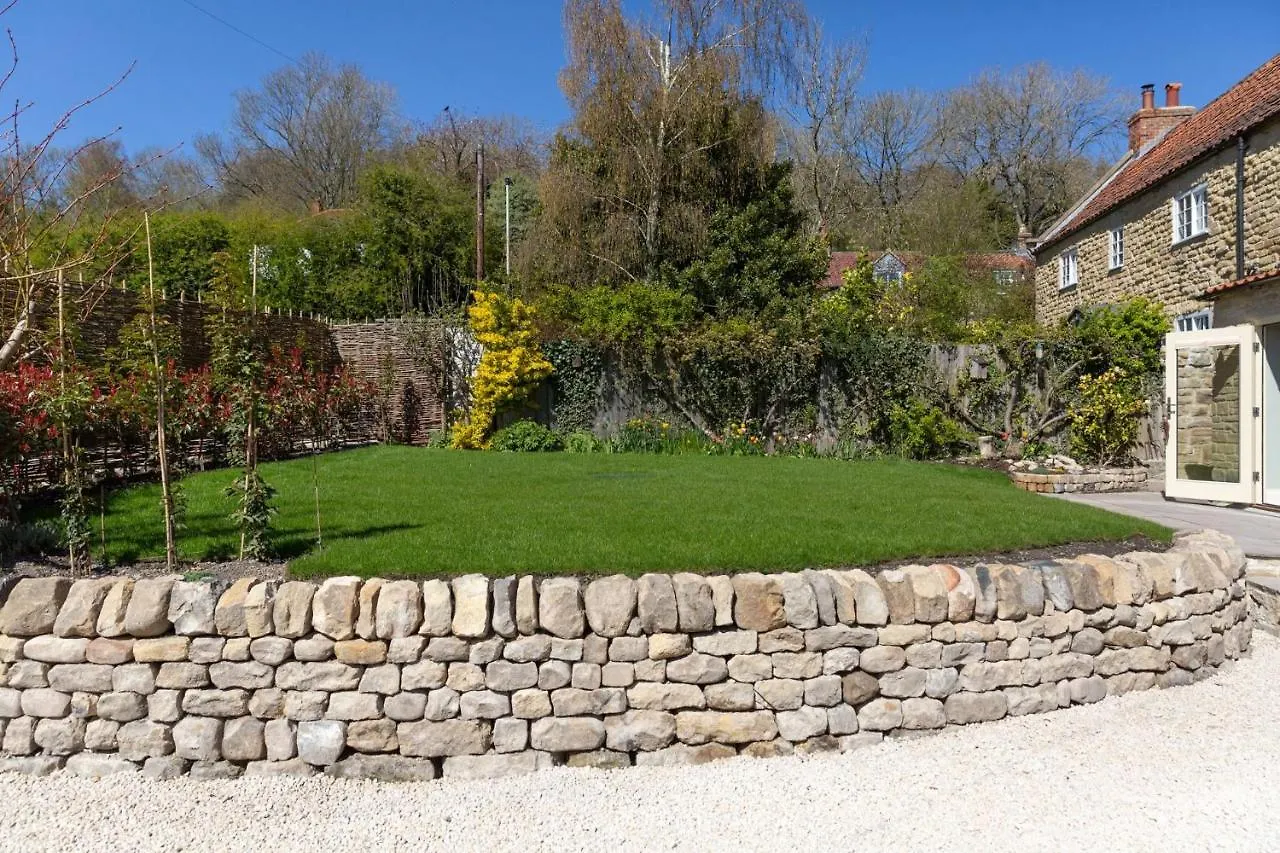 Sunflower Cottage Ampleforth 0*,