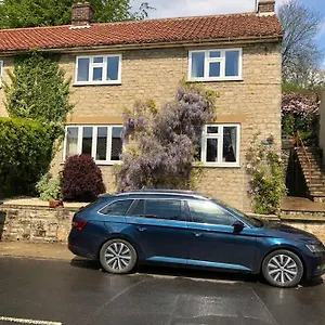  Holiday home St Anthony's, Bright Perkily Decorated 3 Bedroom House